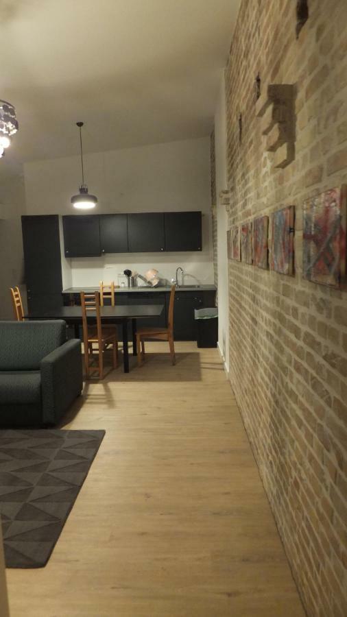 Zentrale Ruhige Ferienwohnung In Berlin Exterior photo